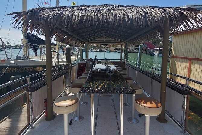 1,5h Tiki Tour with Unlimited Alcoholic Drinks, Clearwater Beach - Drinks and the bar setup: what unlimited means here