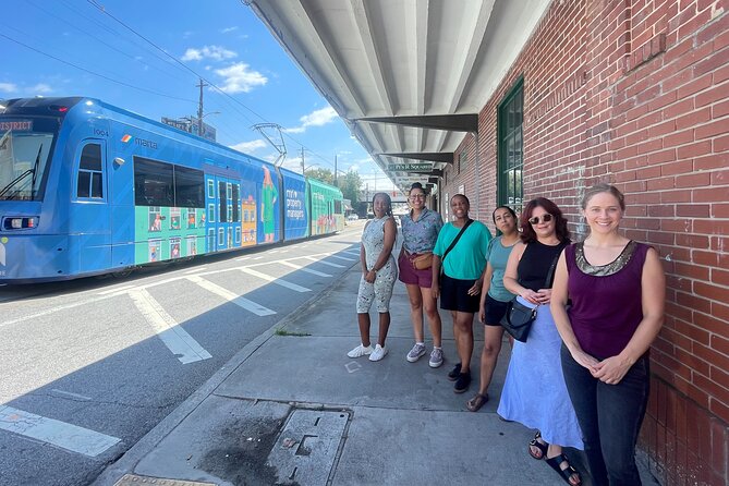 2 Hour Historic Market Food Tour and Hands-On Biscuit Class - How much walking is involved, and what to wear