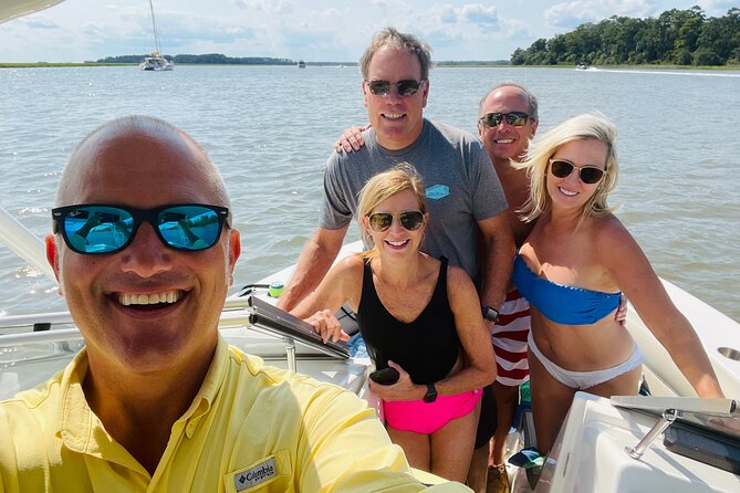 2-Hour Private Hilton Head Dolphin Watching Cruise - Touring Harbour Town and Calibogue Sound From the Water