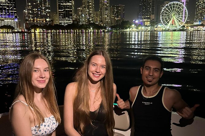 2 hrs Miami Private Boat Tour with Cooler, Ice, Bluetooth Stereo - Why this 2-hour Miami water ride works