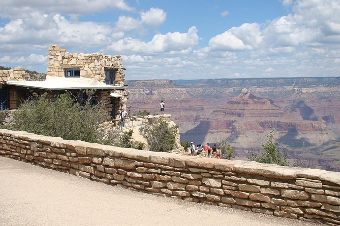 3 Hour Back-Road Safari to Grand Canyon with Entrance Gate By-Pass at 9:30 am - Why the 9:30 am start and gate by-pass matter at the South Rim