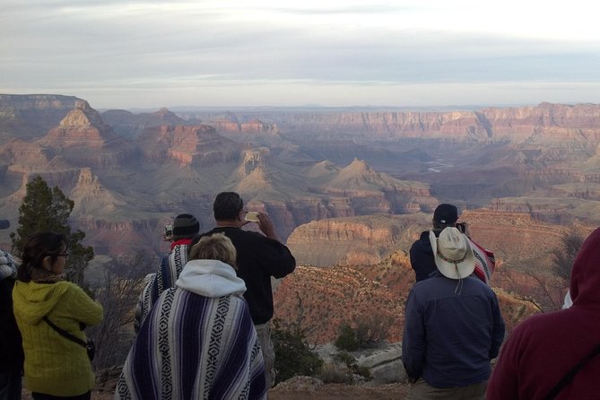 3 Hour Off-Road Sunset Safari to Grand Canyon with Entrance Gate Detour - The timing: leaving before sunset, then racing the light (the right way)