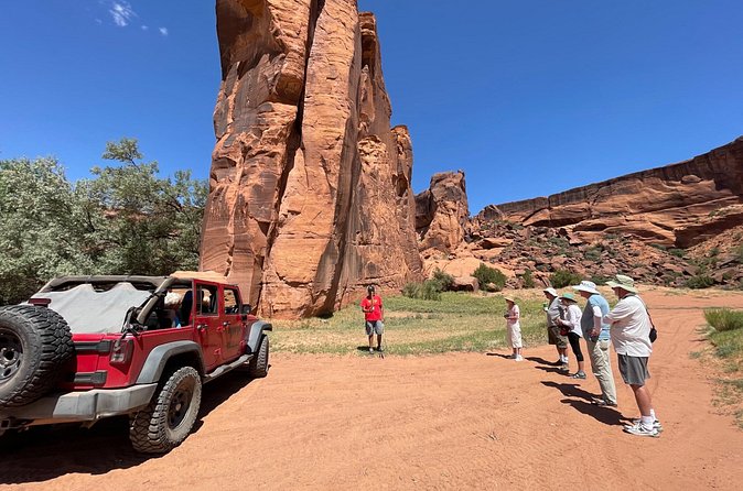 3-hour Private Tour - The possible family home visit: how canyon life shows up in real time