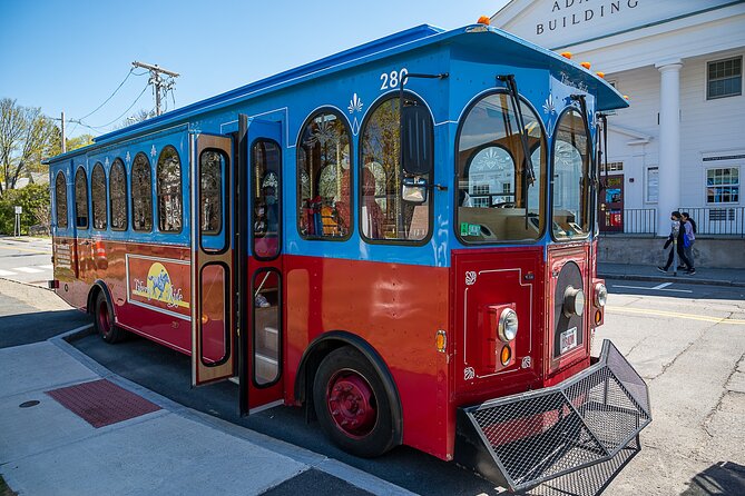 90-Min Narrated Trolley Tour of Lexington and Concord, MA - A 90-Min Revolutionary War Ride With Clear Starting Point
