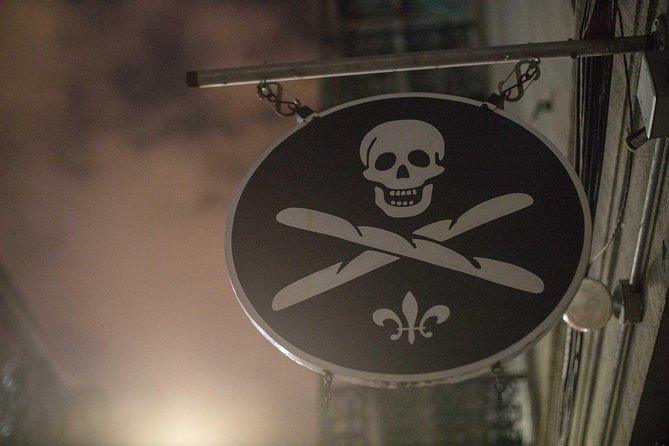 Adults-Only New Orleans Ghost, Crime, Voodoo, and Vampire Tour - The VIP upgrade: Hellvision projection and when it’s worth the money