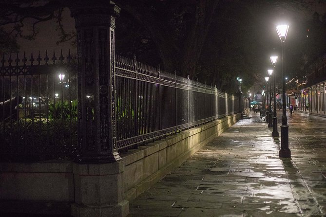 Adults-Only New Orleans Ghost, Crime, Voodoo, and Vampire Tour - Lafitte’s Blacksmith Shop and Bourbon Street: the break that resets the night