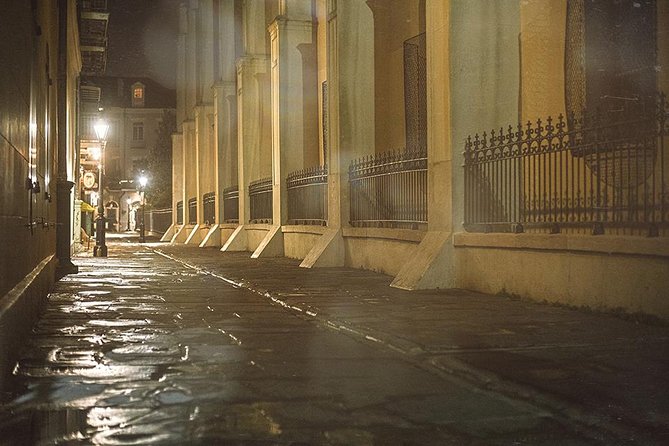 Adults-Only New Orleans Ghost, Crime, Voodoo, and Vampire Tour - Where you meet, how the walk is paced, and why arriving early matters