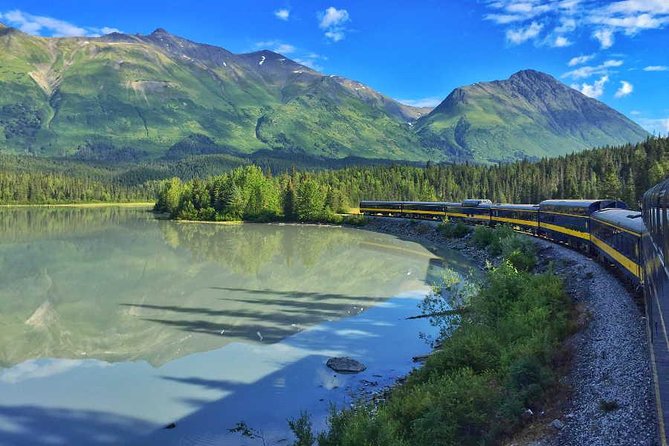 Alaska Railroad Anchorage to Seward Round-Trip Same Day Return - The Ride Itself: Windows, Vestibules, and Live Stories