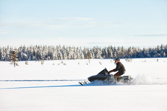 Alaska Snowmobile Adventure Tour - How the Snowmobile Ride Works for Drivers and Passengers