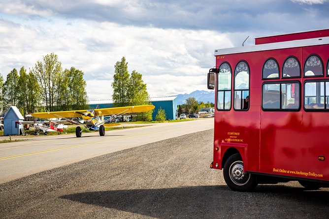 Anchorage Trolley's Deluxe City Tour - The real value: a fast Anchorage primer you can use later