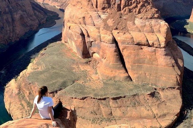 Antelope Canyon and Horseshoe Bend Day Tour from Flagstaff - Antelope Canyon: Upper or Lower Slot Canyon with Navajo Guide Support