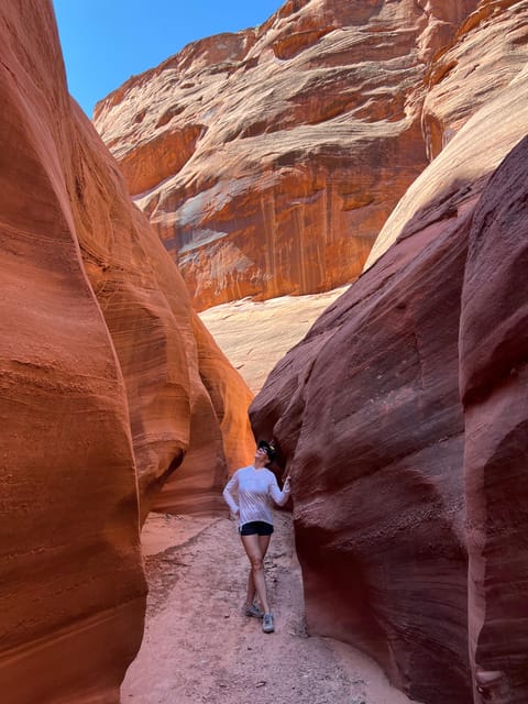 Antelope Canyon Lake Powell: Guided Kayaking & Hike Tour - Sliding Into Antelope Canyon: The Moment the Walls Take Over