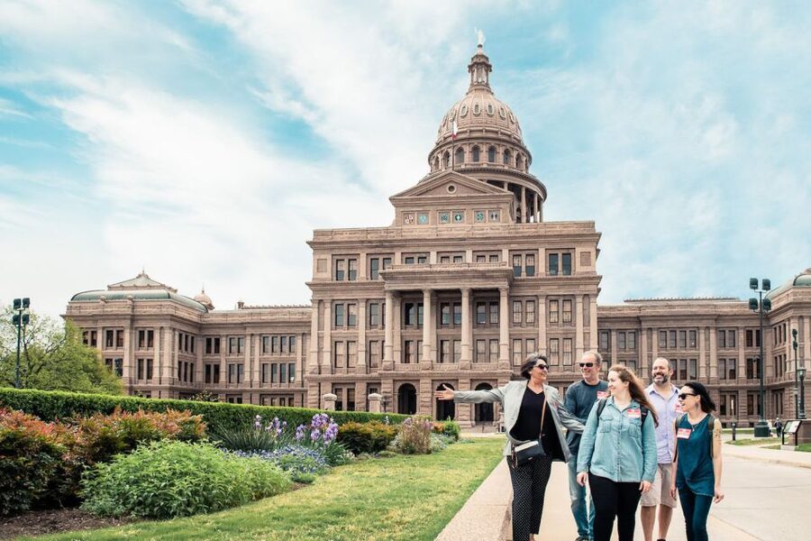 Austin: Best of Austin Driving Tour with Local Guide - A 2-hour Austin highlights drive that actually helps you plan
