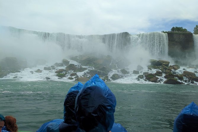 Best Niagara Falls US Tour W/Boat Ride, Cave & More Wonders! - A half-day Niagara loop that actually shows the scale