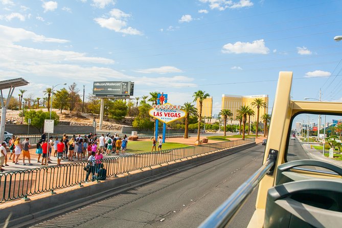 Big Bus Las Vegas: Hop-On Hop-Off Sightseeing Bus Tour - Double-decker comfort: top deck views versus the real weather