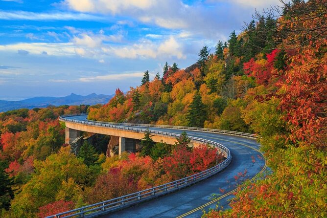 Blue Ridge Parkway Waterfalls Hiking Tour from Asheville - Key highlights to notice before you book