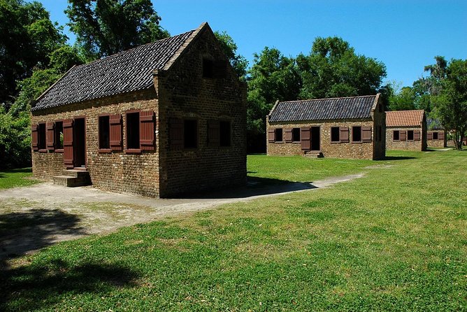 Boone Hall Plantation Admission & Tour with Transportation from Charleston - Boone Hall front porch house tour: what that 30 minutes really does