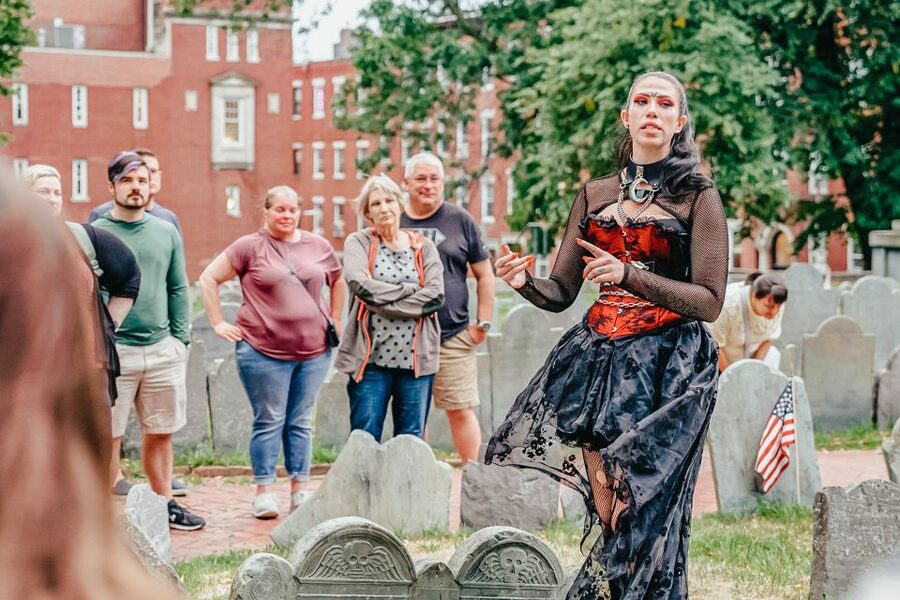 Boston: 1.5-Hour Ghosts and Gravestones Tour - Meeting at Old Town Trolley Stop #1, Long Wharf Side