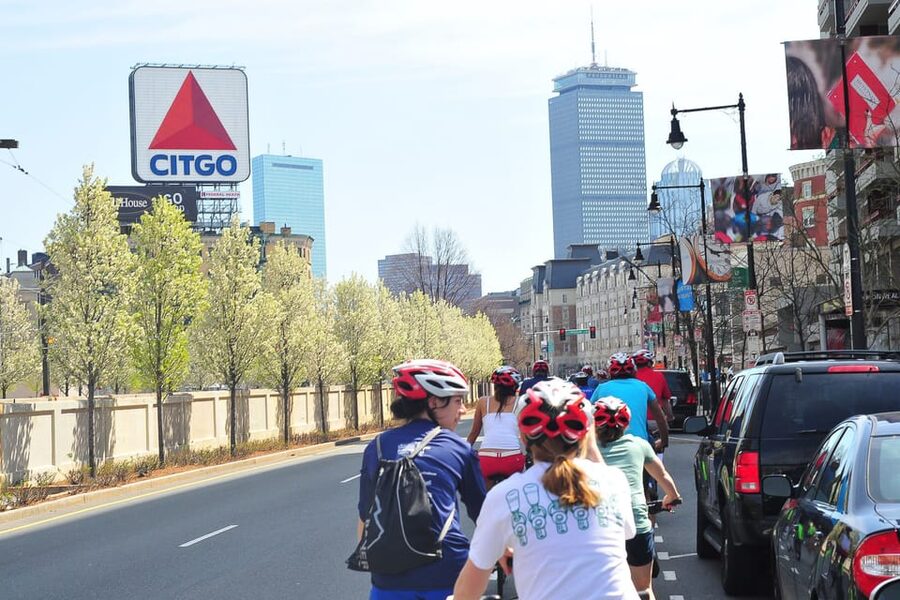 Boston: 2.5-Hour City View Bike Tour - Hybrid Bike or Pedal Assist E-Bike, Pick Your Effort Level