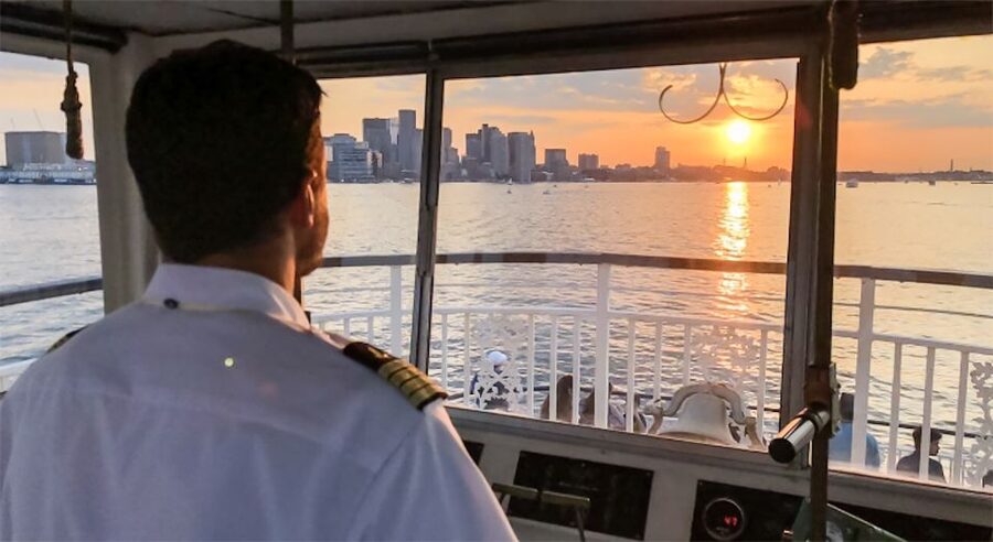 Boston: Boston Harbor Sunset Cruise - Guides and Commentary: Clear, Fun, and Sometimes Fighting the Wind