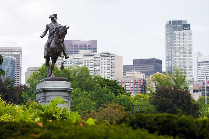 Boston "Death and Dying" Walking Ghost Tour - Walking Comfort: Shoes, Steps, and a Night That Moves