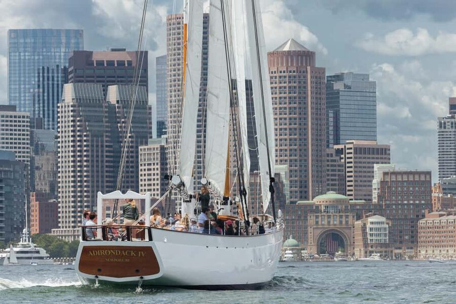 Boston: Downtown Harbor Sailing Cruise - Inner Harbor Islands: the wind, the drift, and the calmer feel