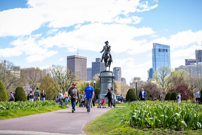 Boston Food & History: Pizza, North End & Freedom Trail - Guide energy, group size, and why some tours feel easy