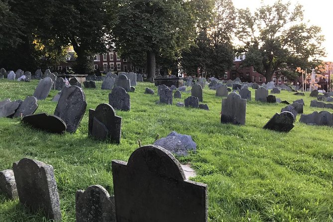 Boston Ghosts and Gravestones Trolley Tour - Comfort tips that matter most in Boston (cold, wet, and nighttime footing)