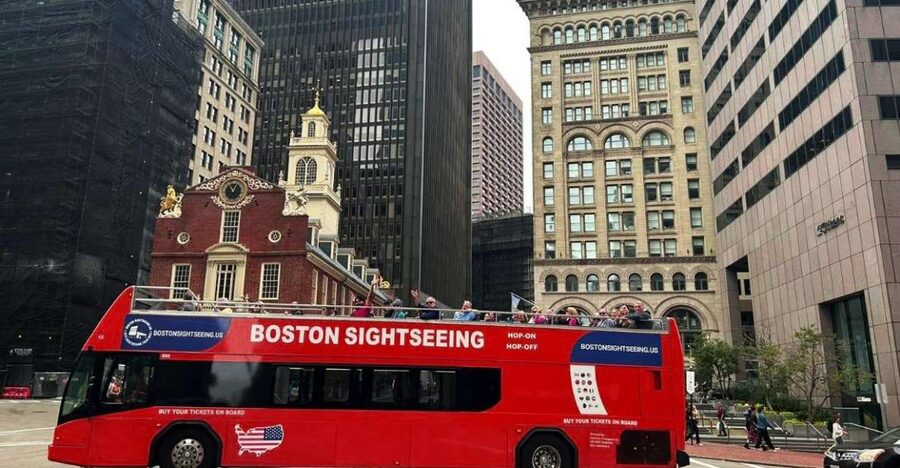 Boston: Hop-On Hop-Off Double-Decker Bus Sightseeing Tour - Where to meet the bus near Marriott Long Wharf