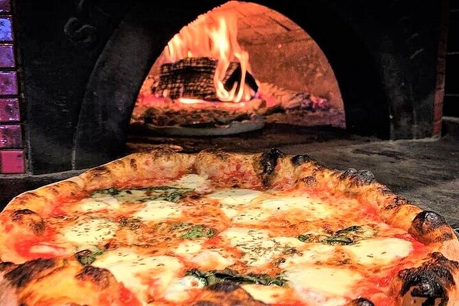Boston Pizza Lovers Food and History Walking Food Tour - North End and Freedom Trail: walking the Revolution without overload