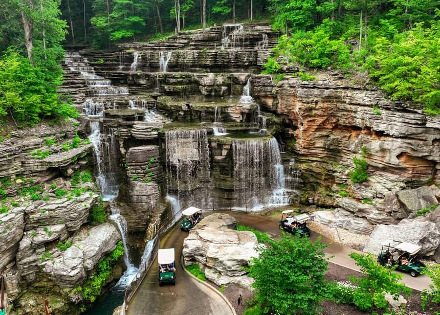 Branson: Top of the Rock Ozarks Heritage Preserve - The Bat Bar inside the cave, plus how to make the stop smooth