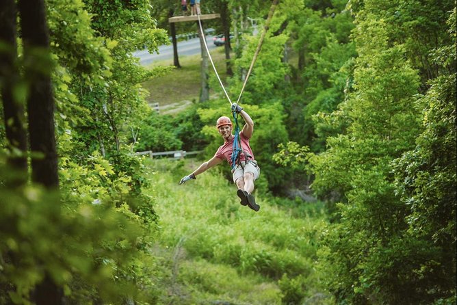 Bransons Best Zipline - Great Woodsman Canopy Tour - Safety Rules You Must Follow (Closed-Toe Shoes and the 250 Pound Limit)