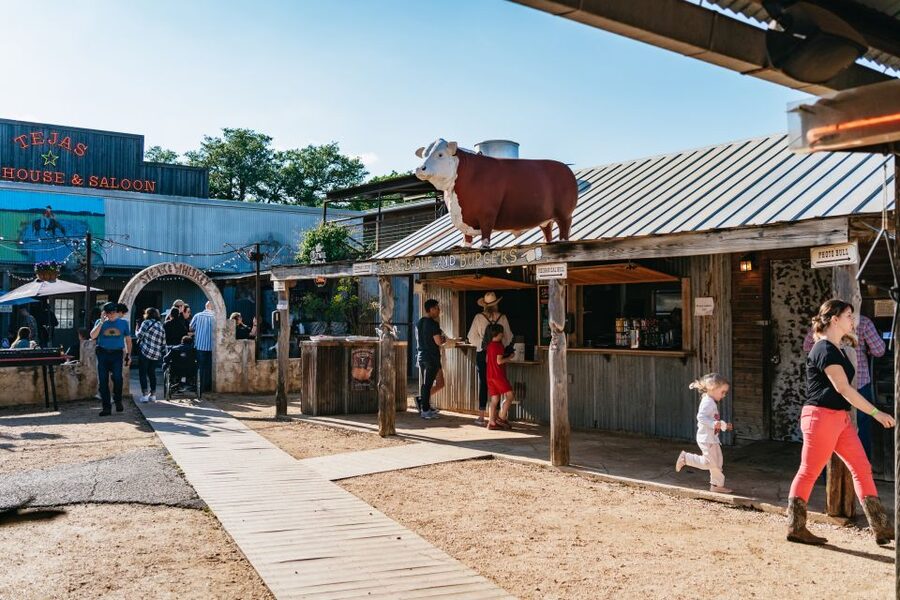 Bulverde: Saturday Night Rodeo General Admission Ticket - Food and Drinks: What’s Included, What Costs Extra, and Where It’s Worth It