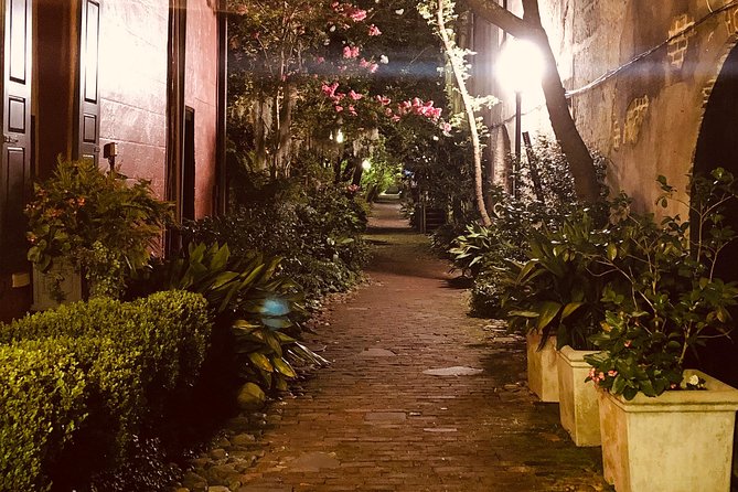 Charleston Haunted Booze and Boos Ghost Walking Tour - Practical tips that make the whole thing easier