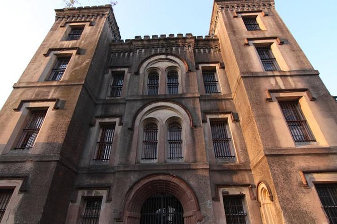 Charleston Haunted Jail Night-Time Walking Tour with Admission to Old City Jail - Should you book the Charleston Haunted Jail Night-Time Walking Tour?