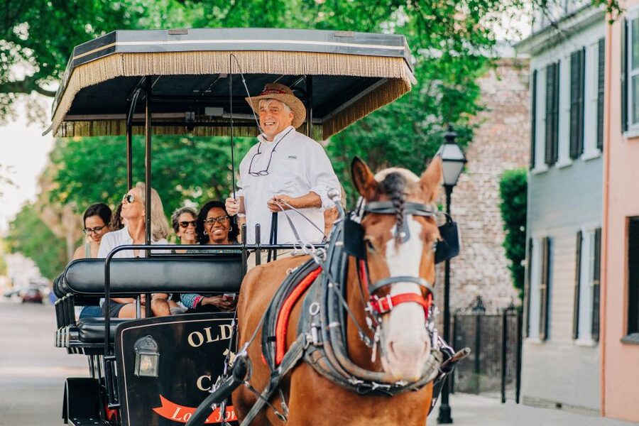 Charleston: Historical Downtown Tour by Horse-drawn Carriage - Getting Started at Old South Carriage Co, Old City Market Area