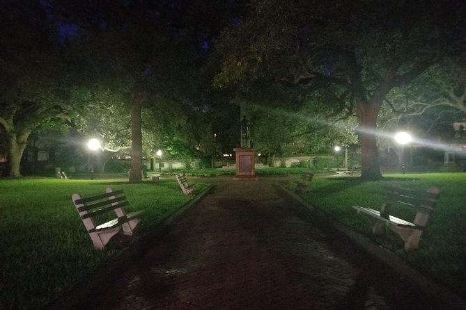 Charleston's Pleasing Terrors Night-Time Walking Ghost Tour - Final stop at St. Philip’s Church: closing the night in a big, historical space