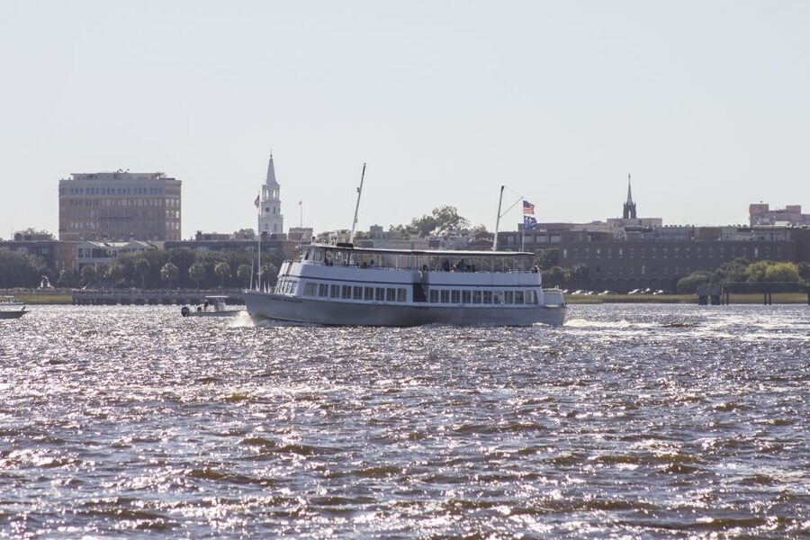 Charleston: Sightseeing Harbor Tour & Dolphin Watch - Value check: is $40 per person worth it?