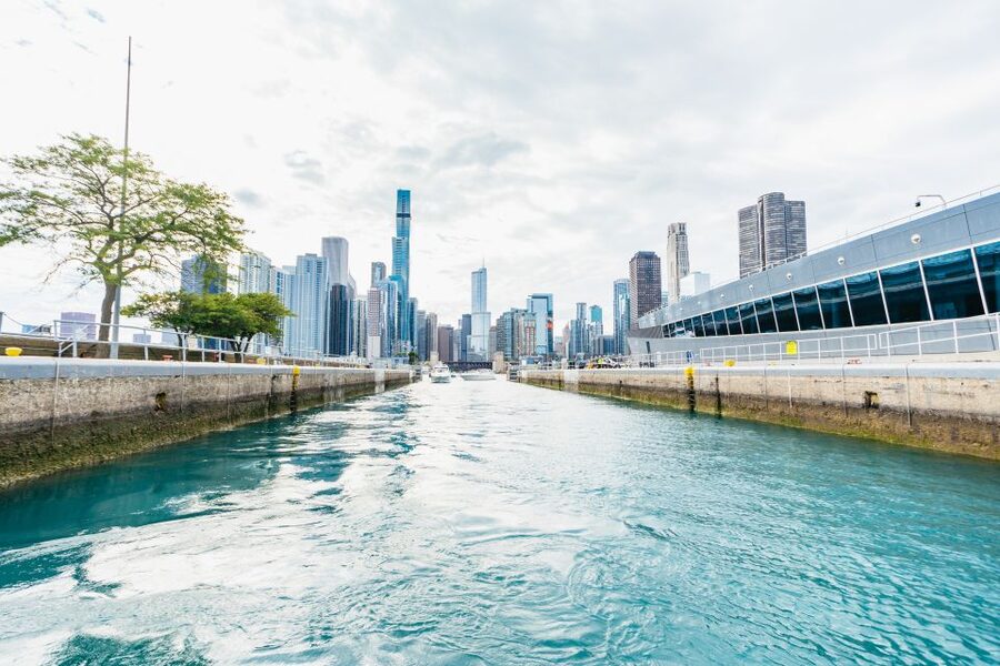 Chicago: 1.5-Hour Lake and River Architecture Cruise - Practical Tips for a Smoother Cruise (Especially If It’s Hot or Rainy)