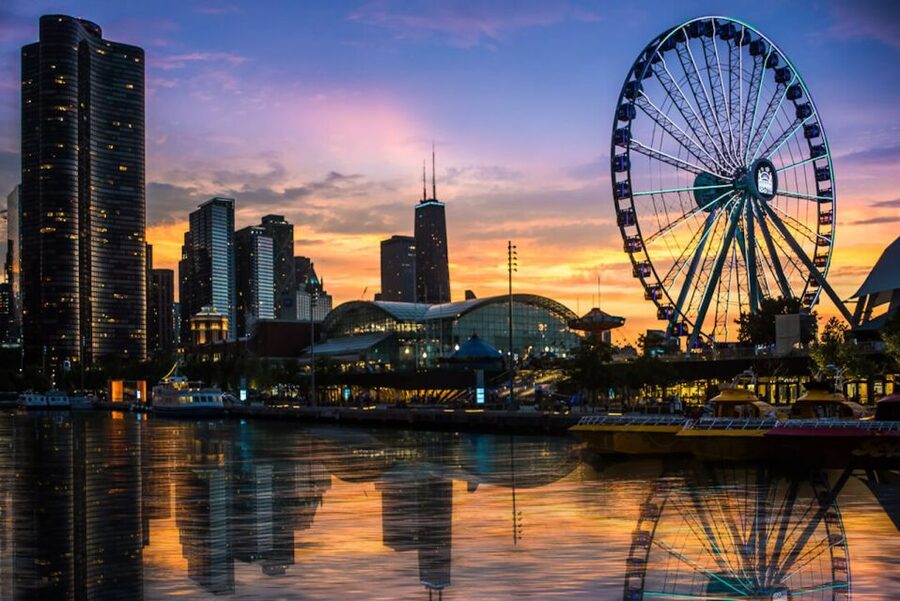Chicago: 1.5-Hour Scenic Sunset Lake Cruise - Timing and How to Choose Your Seat When It Gets Crowded