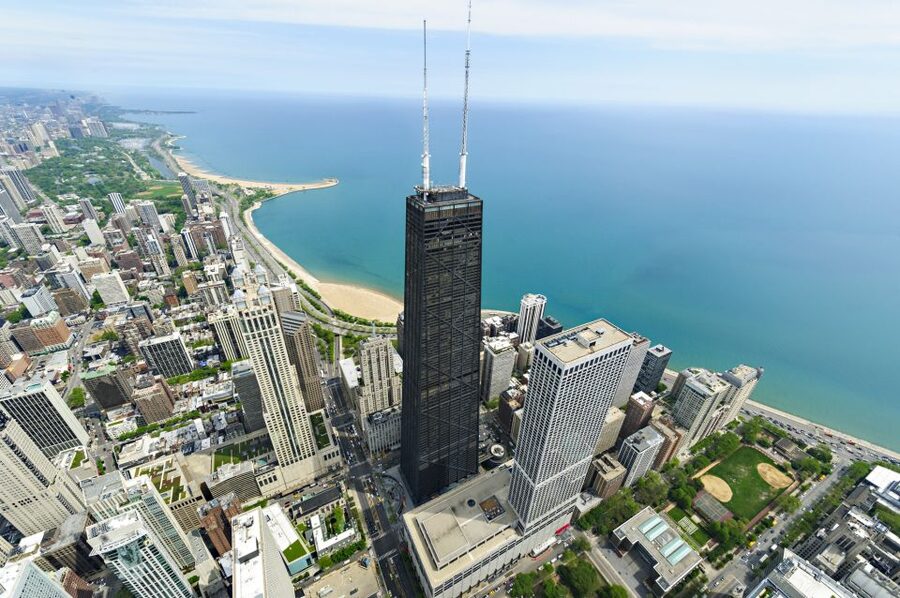 Chicago: 360 Chicago Observation Deck Sip and View Ticket - CloudWalk and CloudBar: the fun side of the concourse (and a good photo reset)