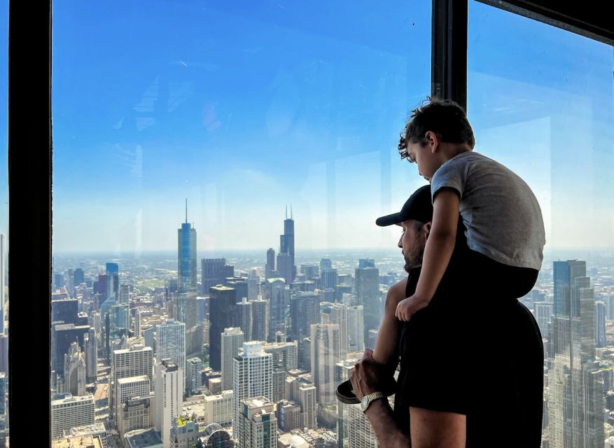 Chicago: 360 Chicago Observation Deck Sip and View Ticket - The included CloudBar drink: how the Sip Menu fits into the experience