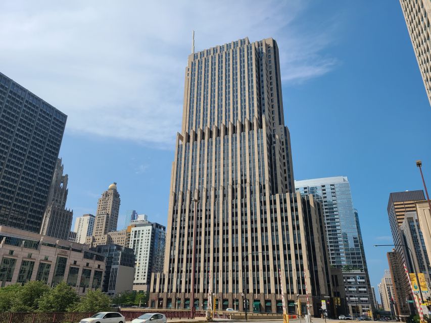 Chicago: 45-Minute Family-Friendly Architecture River Cruise - Price at $28 per person: when this is great value, and when it might not fit