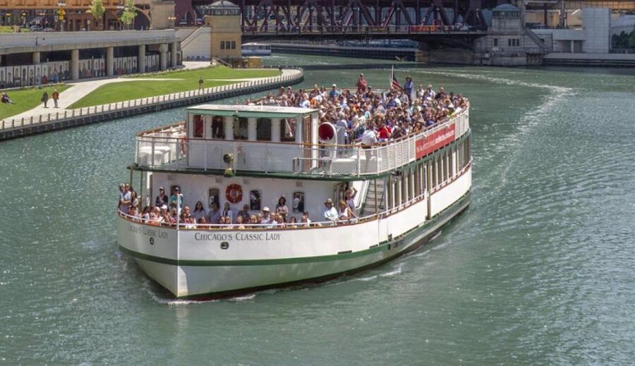 Chicago: Architecture Center Cruise on Chicago's First Lady - The $57 price, and what makes it feel worth it