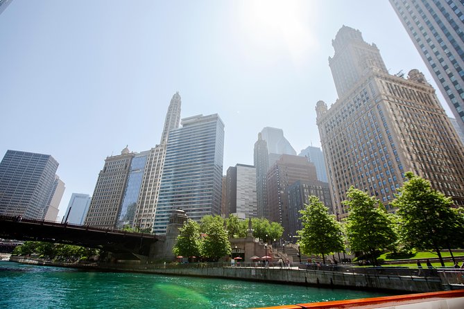 Chicago Architecture River Cruise - Daytime vs evening cruises: when the views hit hardest