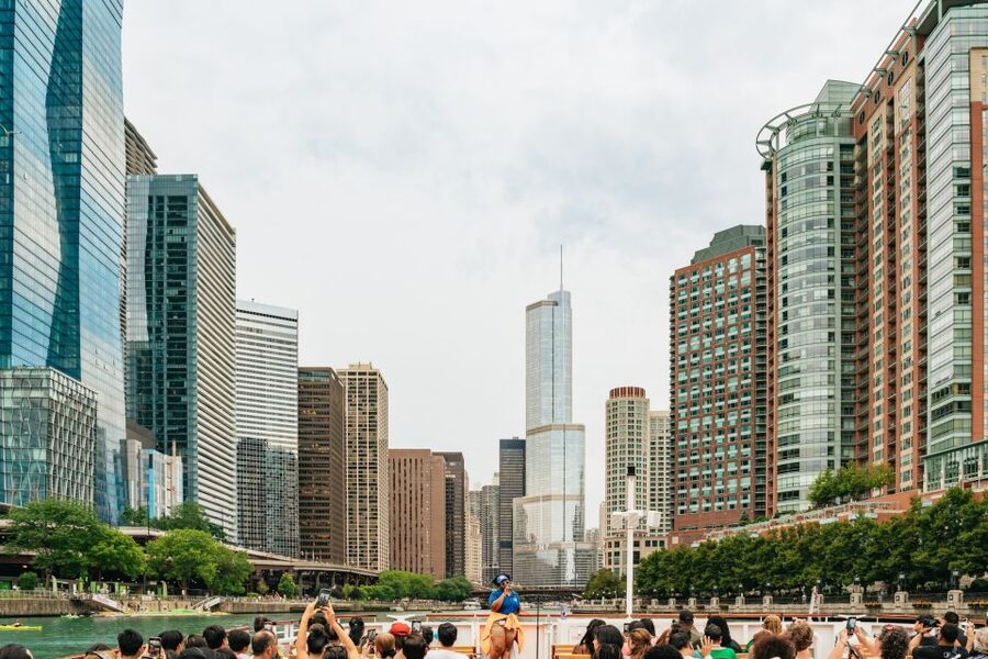 Chicago: Architecture River Cruise Skip-the-Ticket Line - Cash Bar on Board: Where It Fits in Your Day
