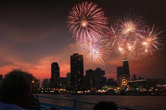 Chicago By Night River & Lake Cruise - Key things that make this cruise memorable
