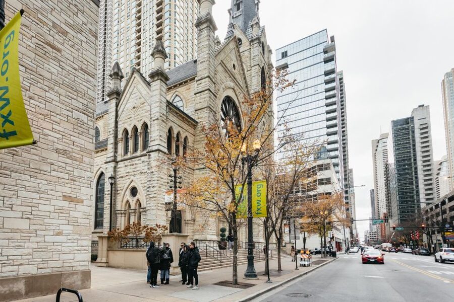 Chicago: Gangsters and Food Tasting Walking Tour - Key highlights you should know before you go