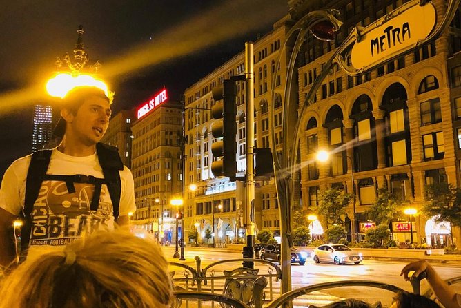 Chicago: Gangsters and Ghosts Walking Tour - Stop 1: The Loop, vice district blocks and rumored secret routes