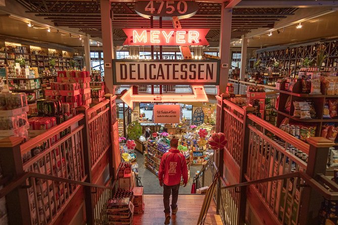 Chicago in a Day: Food, History & Architecture Walking Tour - Food that adds up to lunch, but starts after the halfway point